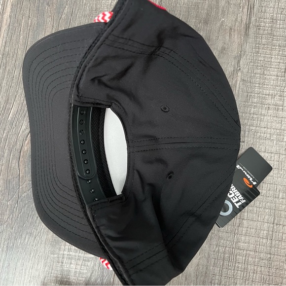 Nebraska Pukka TriTech Moisture Wicking Hat - Picture 3 of 5